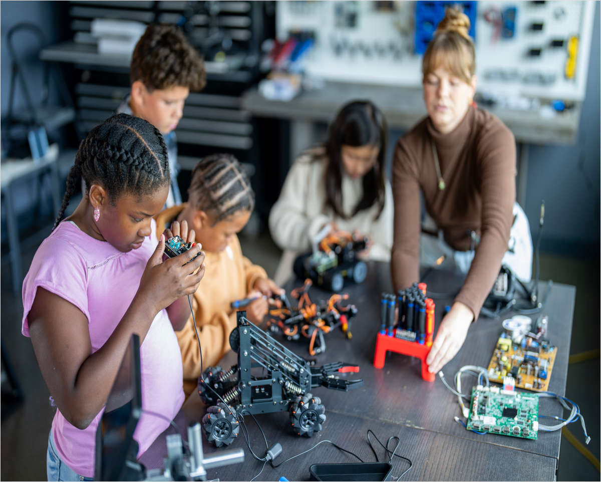 How Schools Can Equip Students for Modern Careers